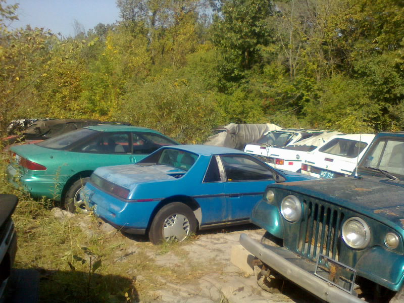 Illustration for article titled I Visited That Must-Sell Car Collection